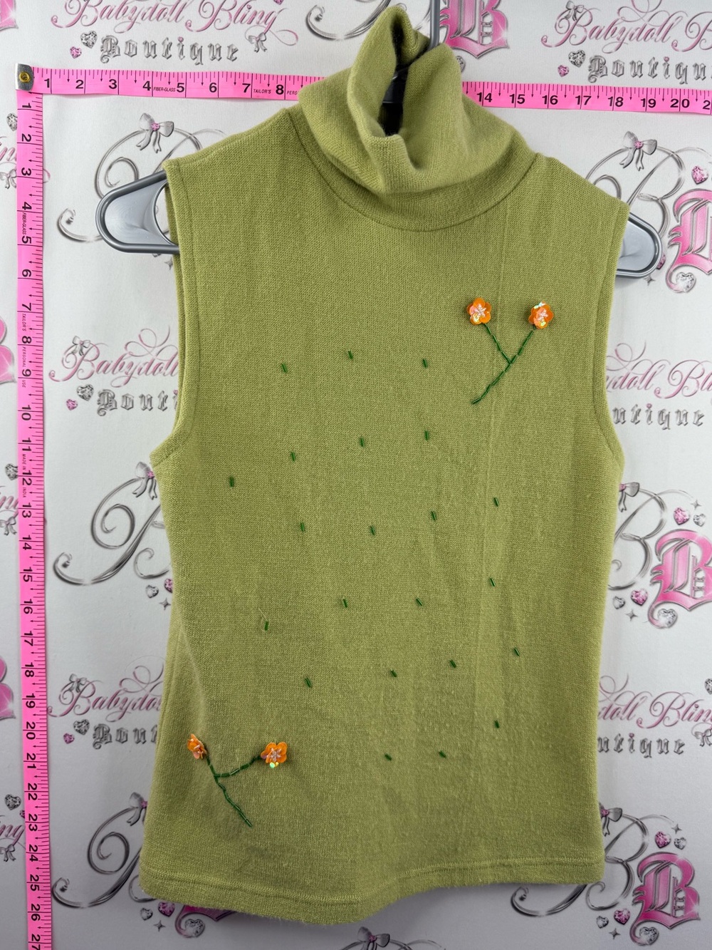 SO NICE tank Sleeveless Cowl-Turtleneck Sweater 3D Orange Floral Appliqués Green